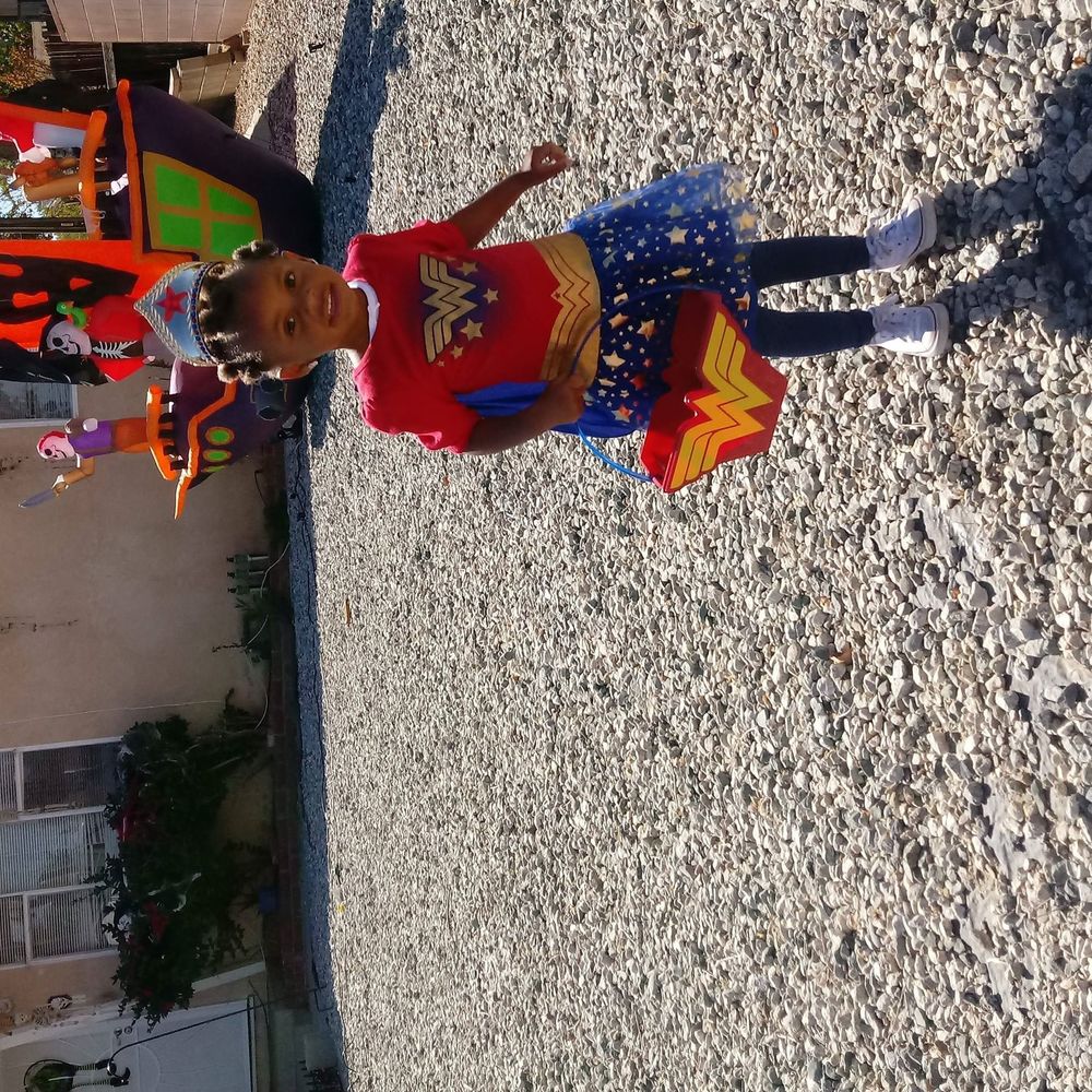 Meet your Posher, Ronee